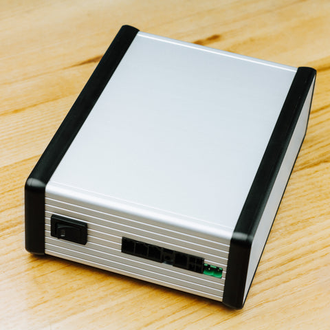 AlignMATE Lock-in System Front View on Workbench with Wood Countertop