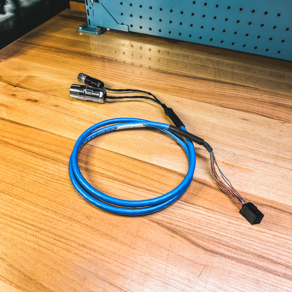 F00122-PAN-MSMD-9AMP-SER Feedback Cable